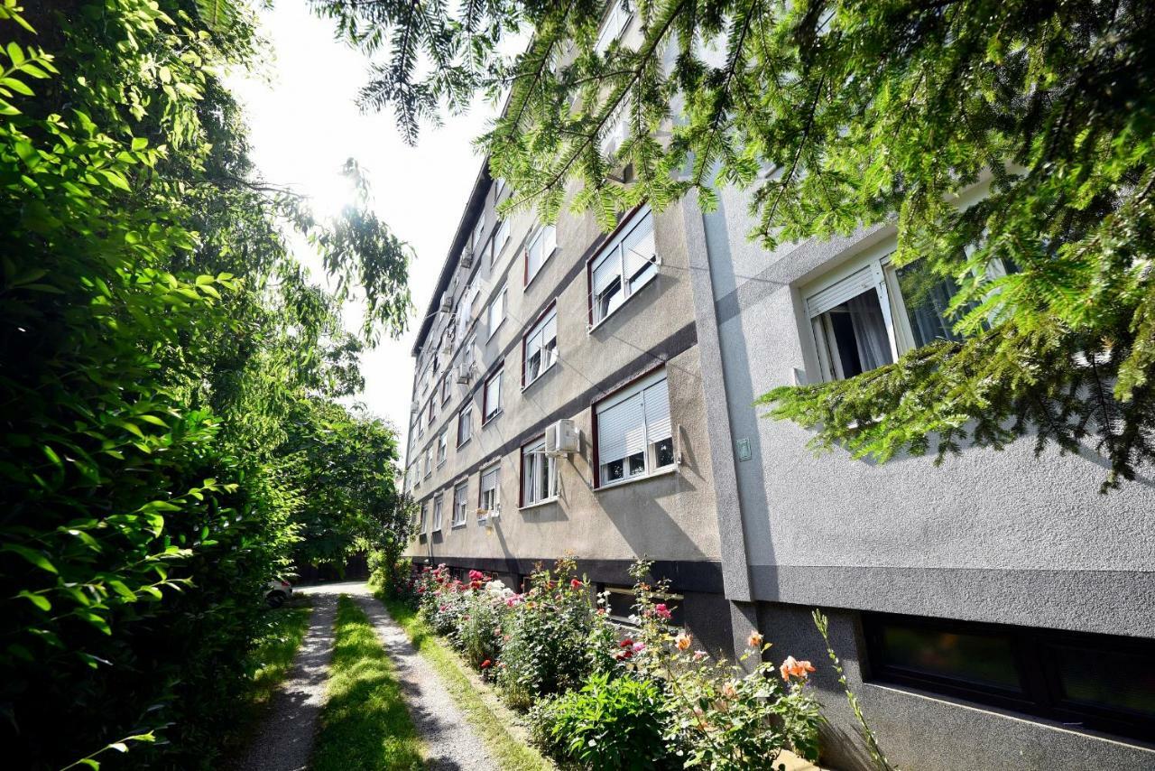 Hella 2 Apartment Zagreb Bagian luar foto