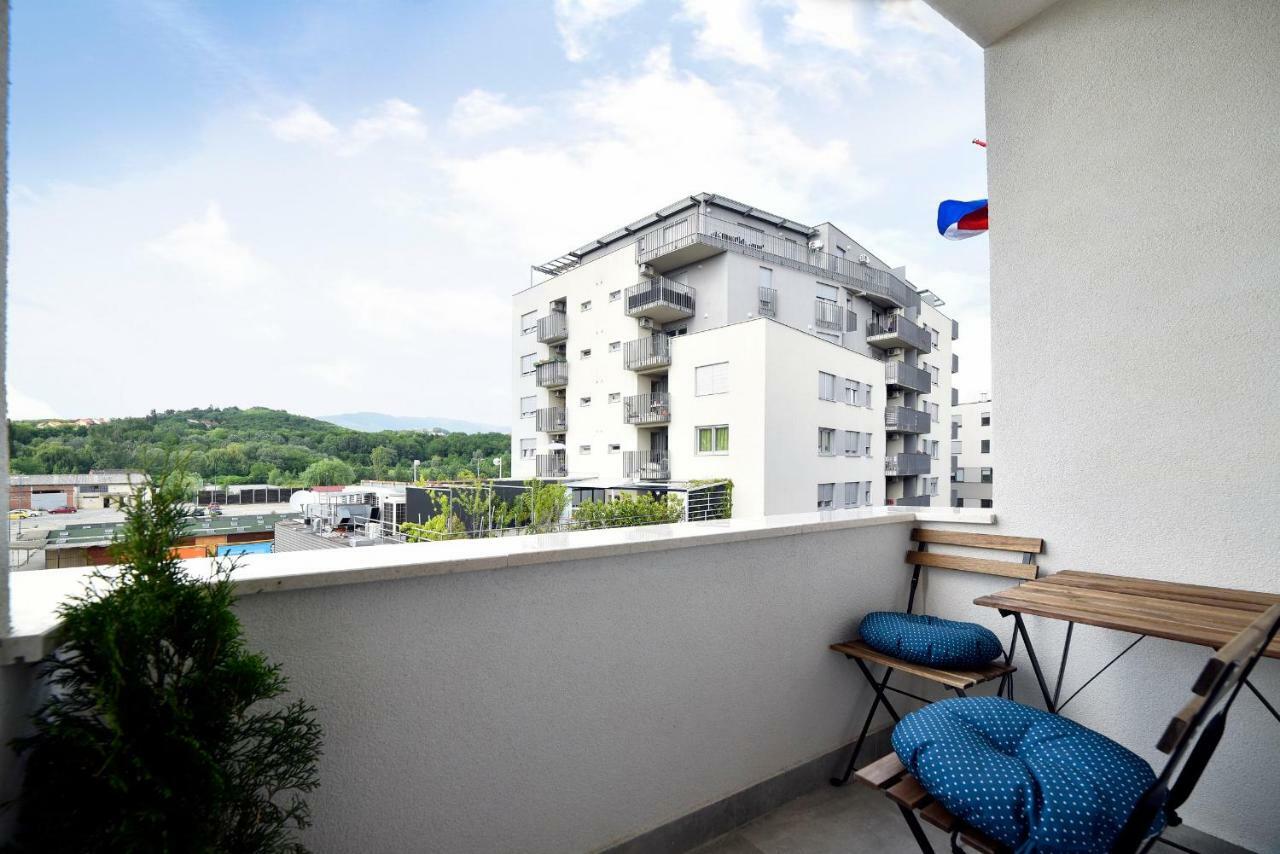 Hella 2 Apartment Zagreb Bagian luar foto
